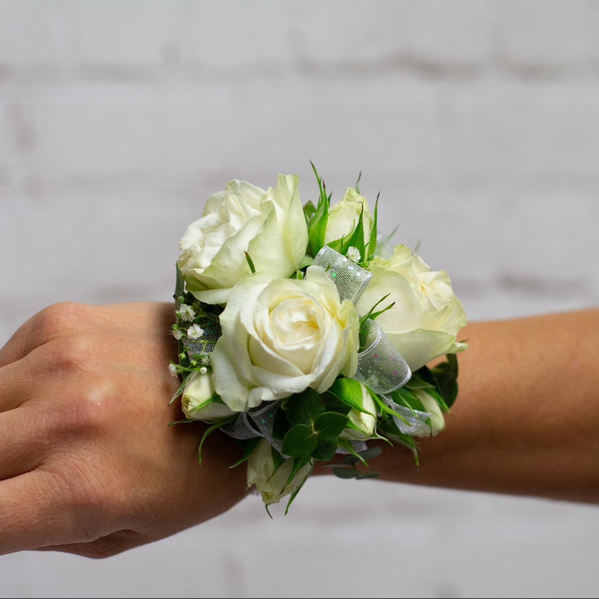 Spray Rose Corsage – Brown's The Florist BD Canada